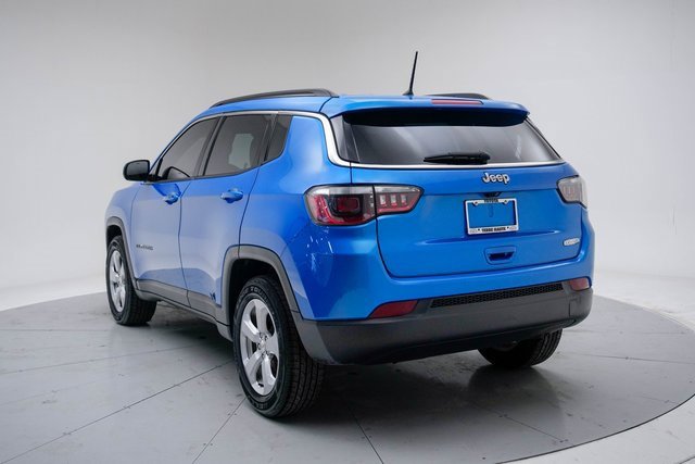 Used 2018 Jeep Compass Latitude image 3