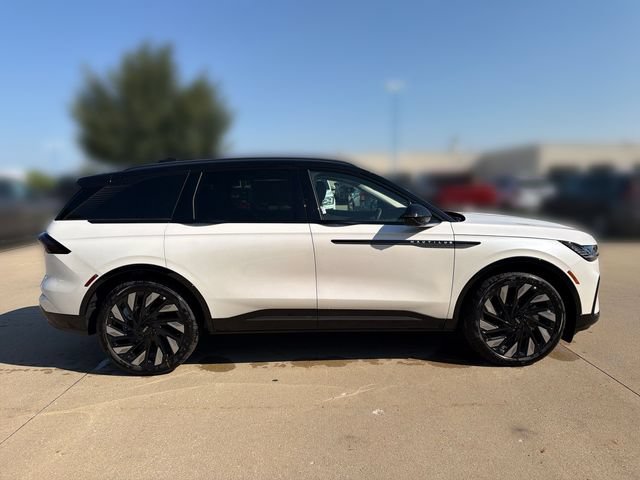 New 2026 Lincoln Nautilus Reserve AWD/4WD image 4
