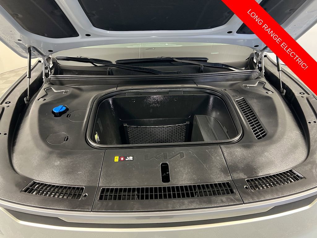 Used 2024 Kia EV9 Light Long Range RWD image 32