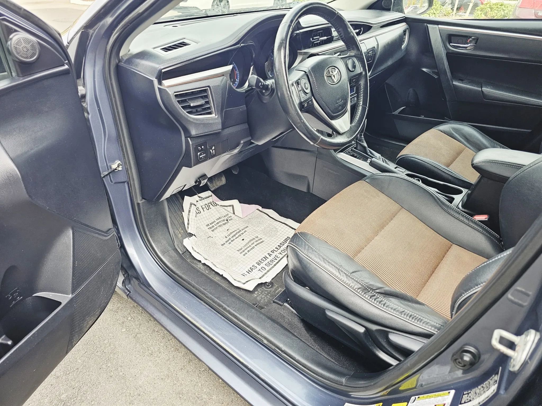 Used 2014 Toyota Corolla S image 9