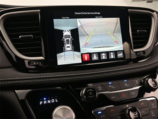 New 2026 Chrysler Pacifica Select image 35