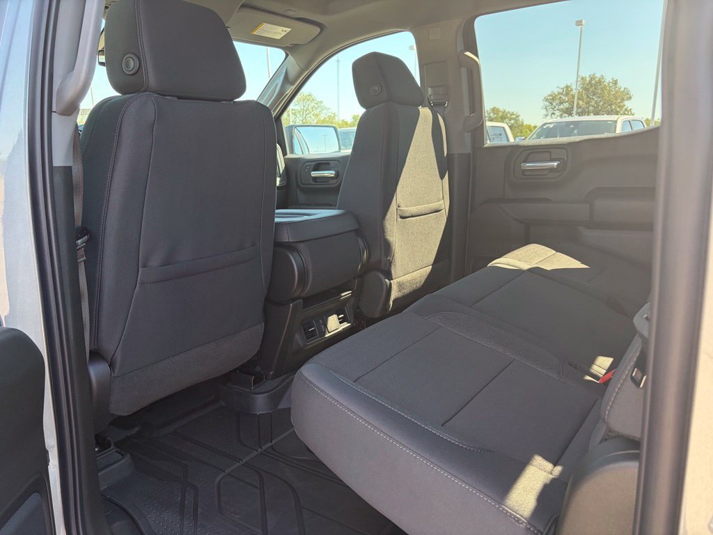 New 2026 Chevrolet Silverado 1500 Custom RWD image 18