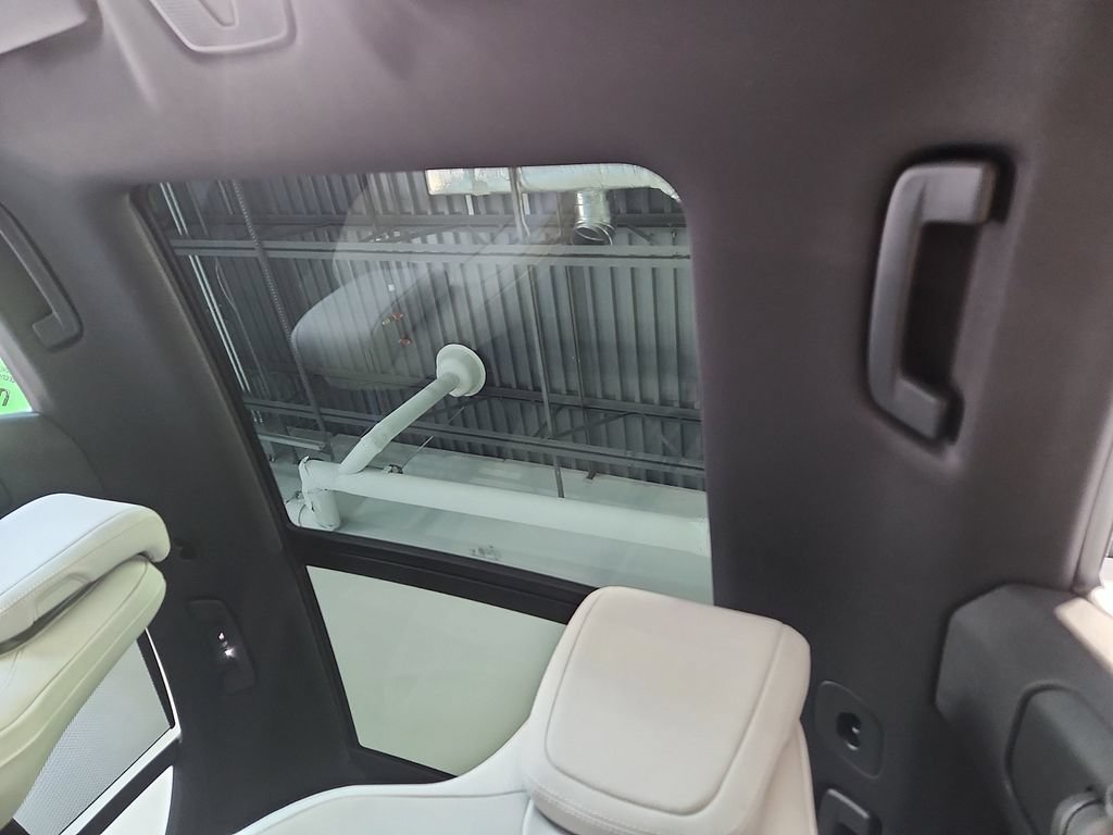 New 2026 Porsche Macan 4 Electric AWD/4WD image 14