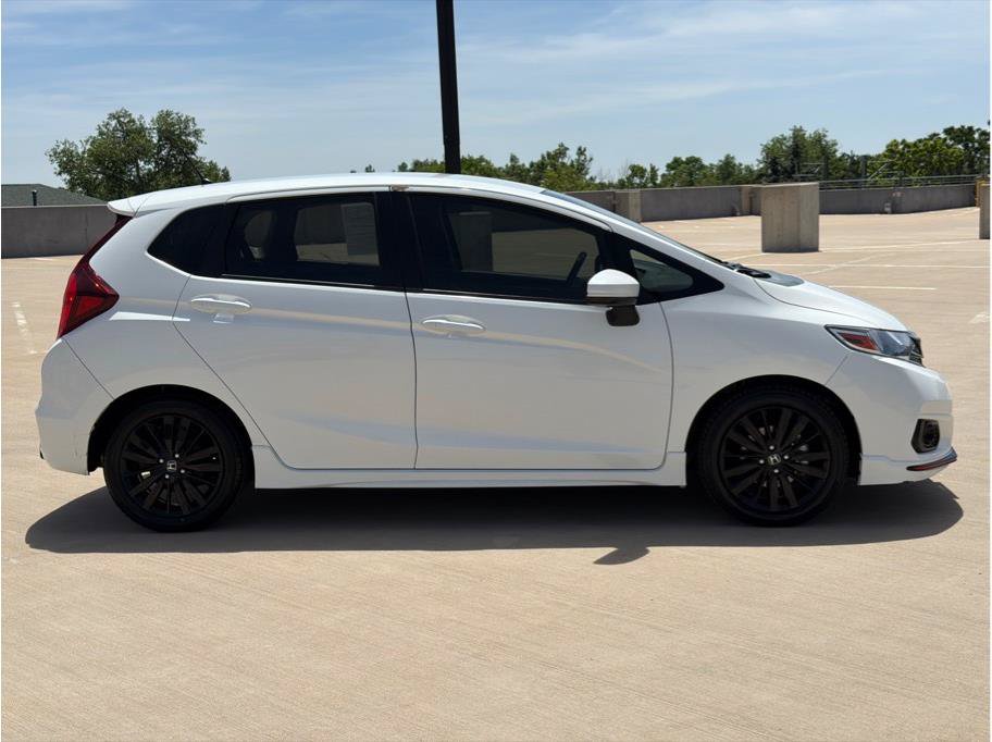 Used 2018 Honda Fit Sport image 9