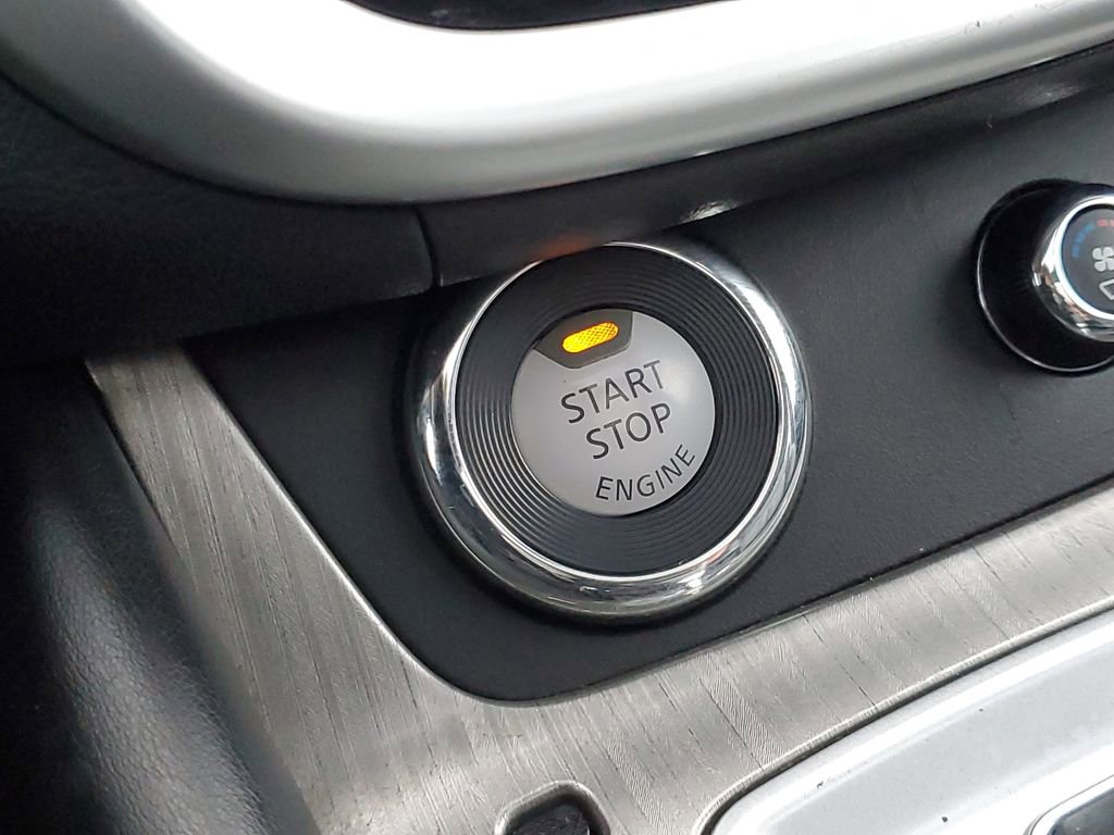 Used 2017 Nissan Murano S image 20