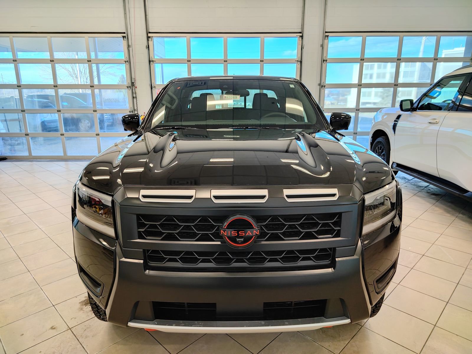 New 2026 Nissan Frontier PRO-4X w/ Pro-4x Convenience Package AWD/4WD image 7