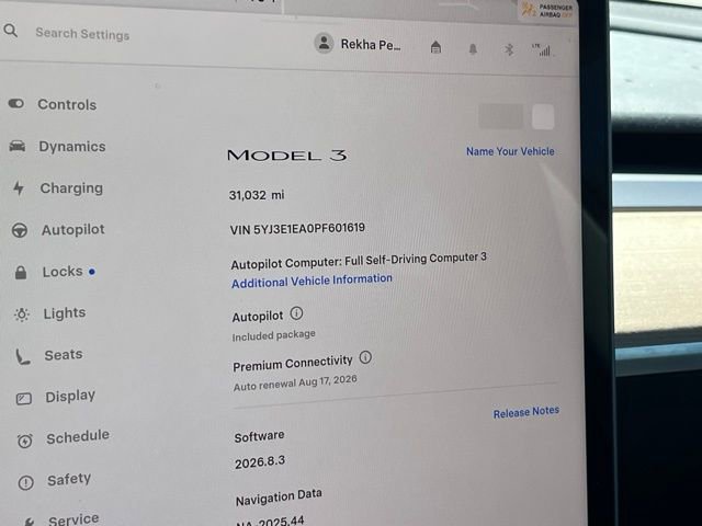Used 2023 Tesla Model 3 Standard Range image 22