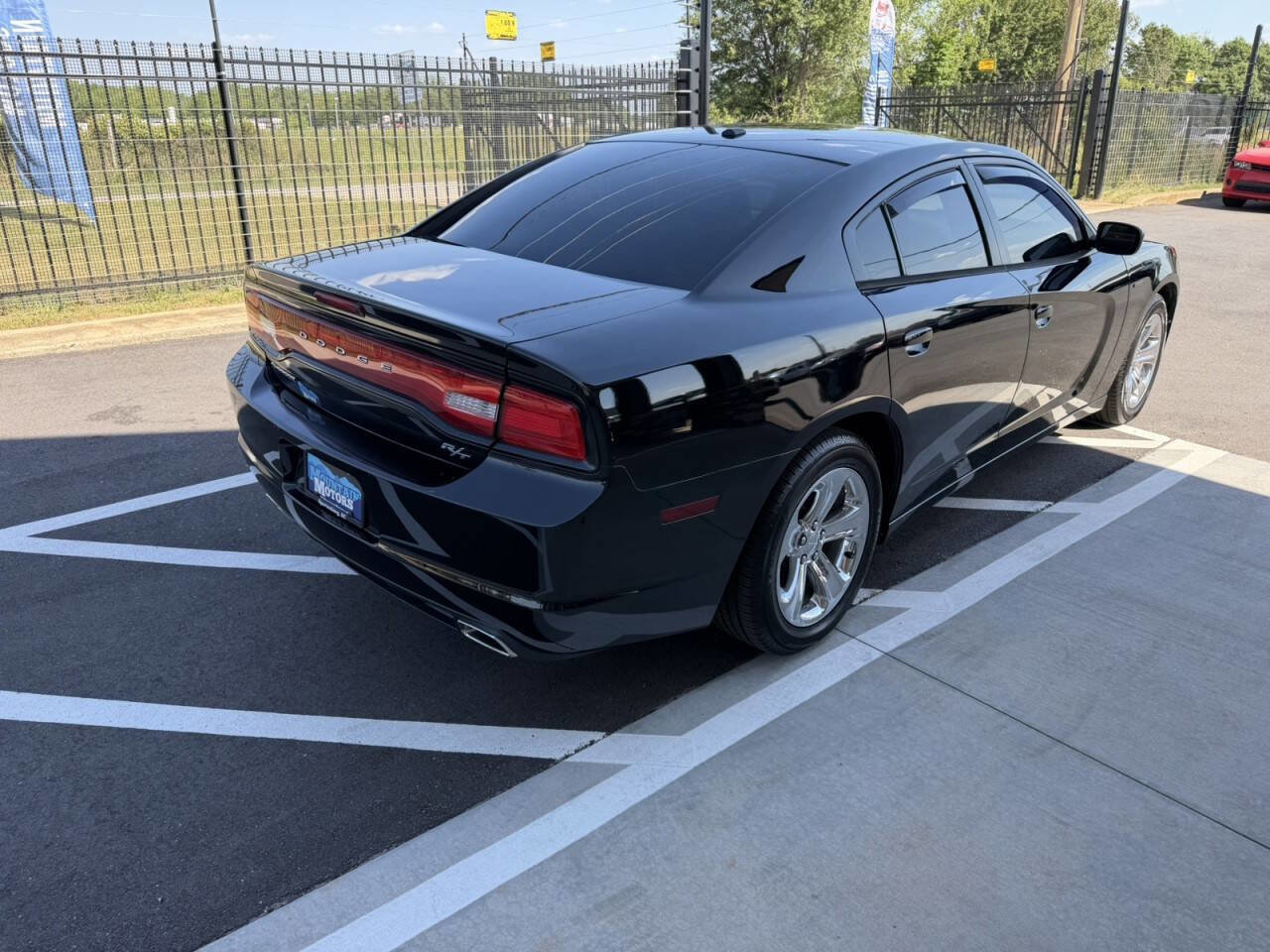 Used 2014 Dodge Charger R/T RWD image 8
