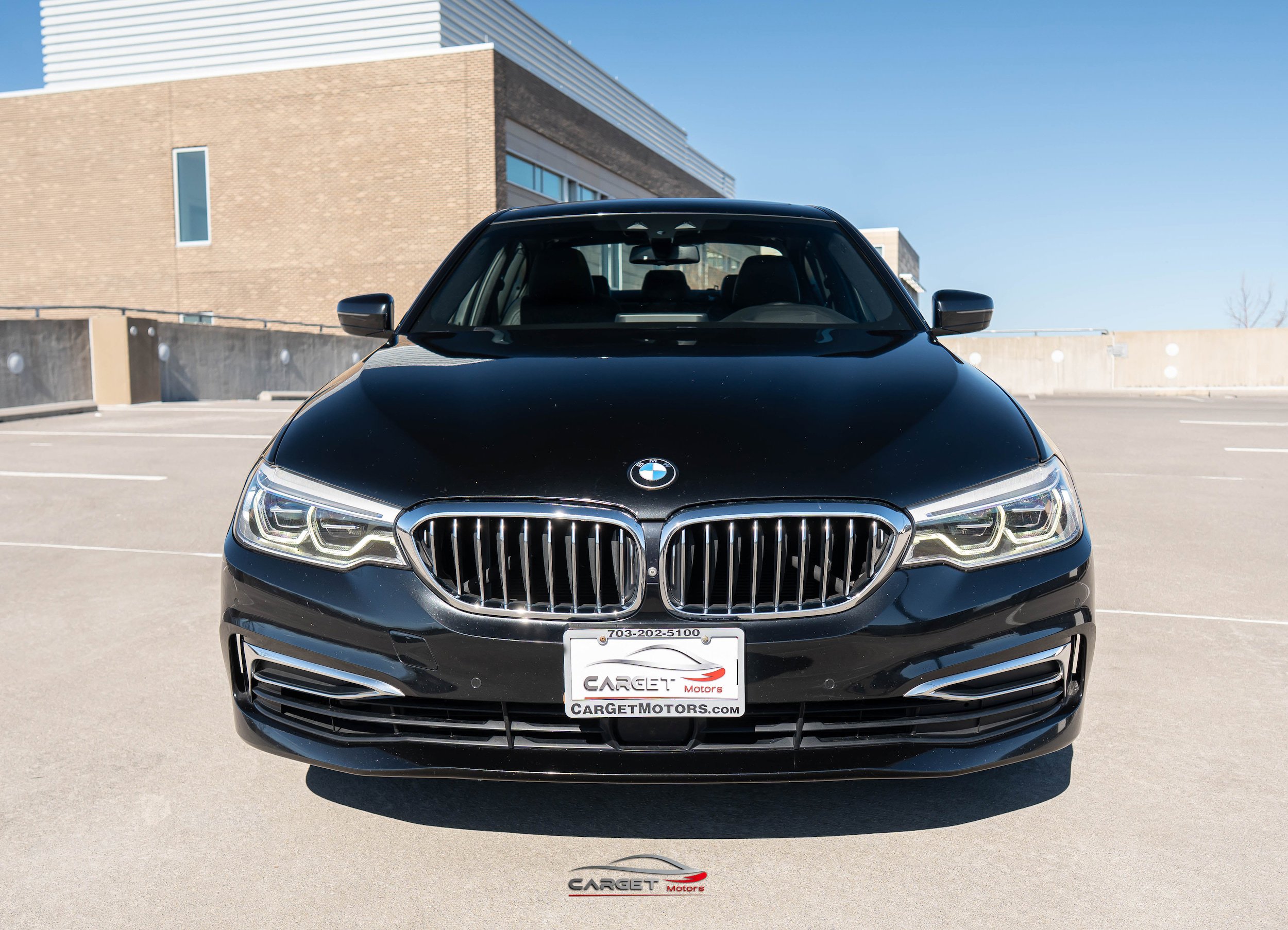 Used 2019 BMW 540i xDrive w/ Executive Package AWD/4WD image 2