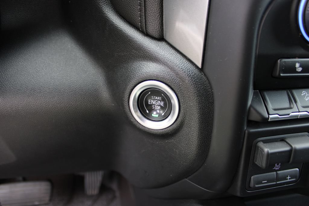 Certified 2019 Chevrolet Silverado 1500 RST AWD/4WD image 20