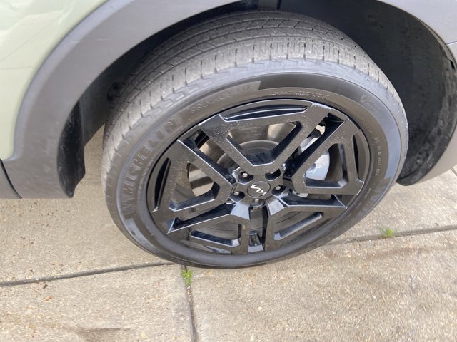 Used 2024 Kia Telluride EX X-Line image 32