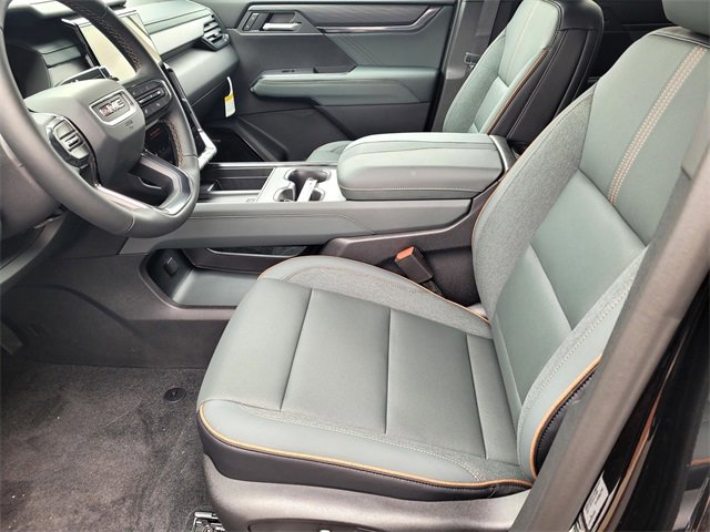 New 2026 GMC Acadia AT4 image 11