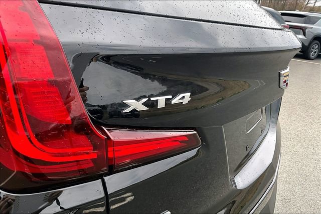 Used 2022 Cadillac XT4 Luxury w/ Cold Weather Package AWD/4WD image 31