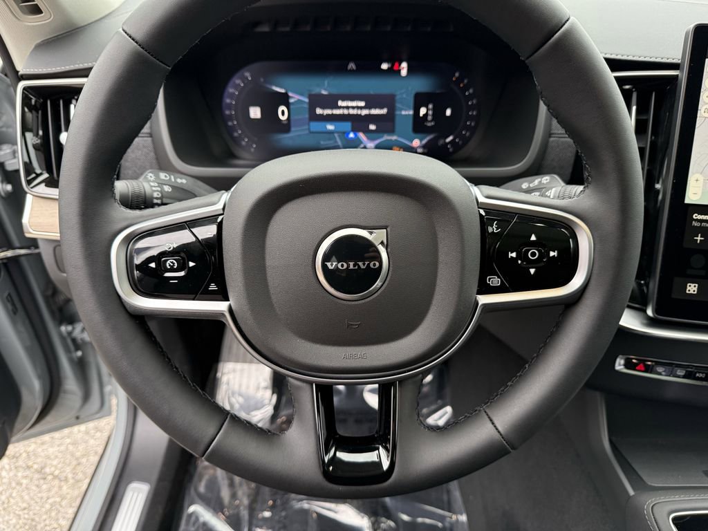 New 2026 Volvo XC90 B6 Plus w/ Protection Package Premier image 18