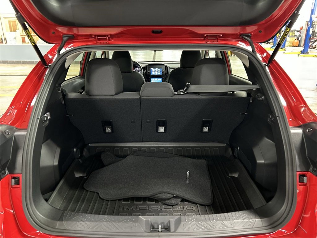 Certified 2025 Subaru Impreza 2.0i image 26