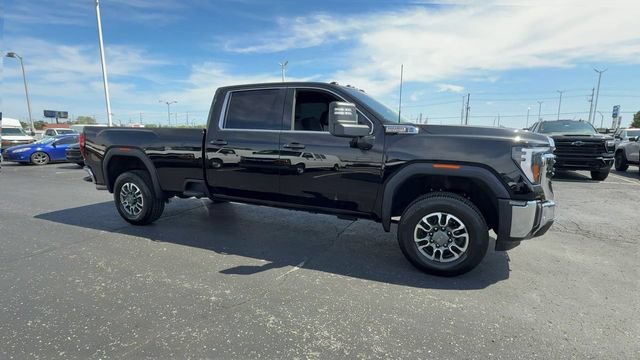 Used 2025 GMC Sierra 3500 SLE w/ SLE Value Package AWD/4WD image 2