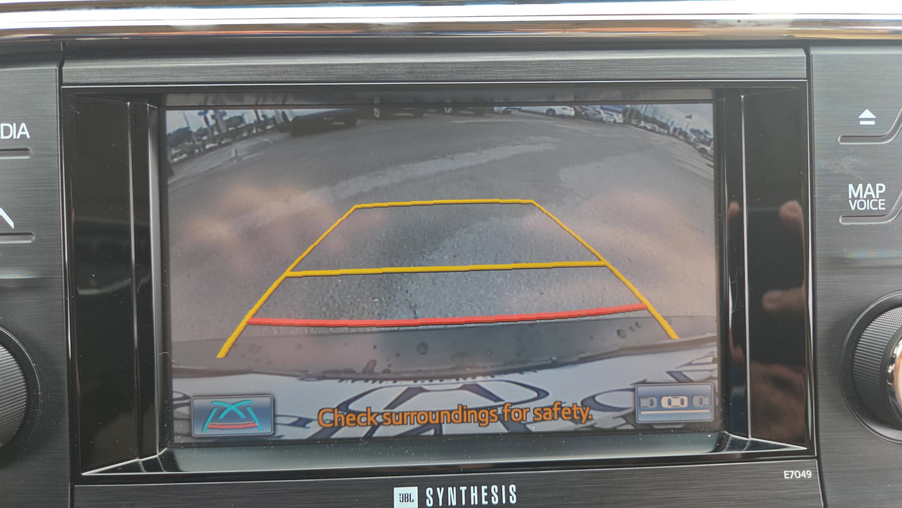 Used 2014 Toyota Avalon Limited image 32