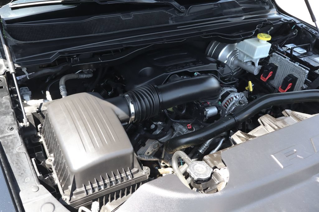 Used 2021 RAM 1500 Laramie AWD/4WD image 11