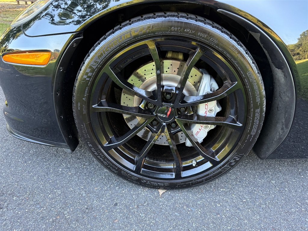 Used 2010 Chevrolet Corvette Grand Sport w/ Preferred Equipment Group RWD image 20
