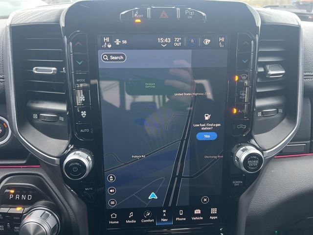 Used 2023 RAM 1500 Laramie AWD/4WD image 16