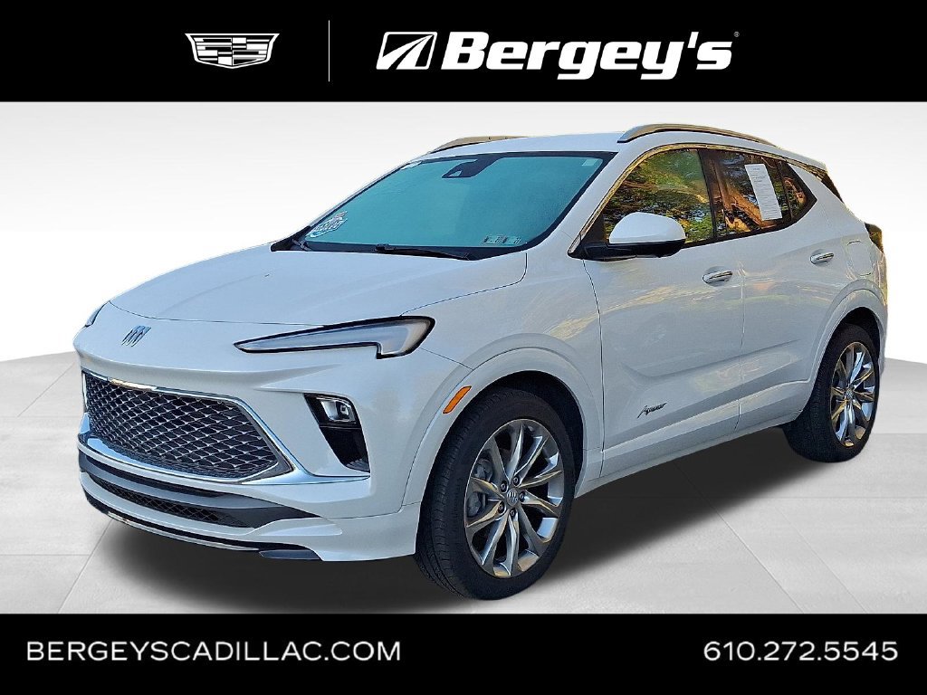 Used 2024 Buick Encore GX Avenir w/ Avenir Technology Package FWD image 1