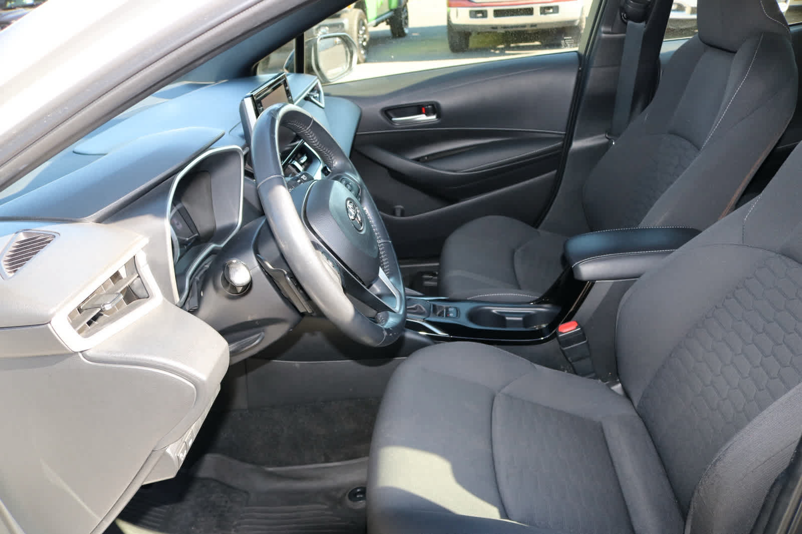 Used 2022 Toyota Corolla SE FWD image 21