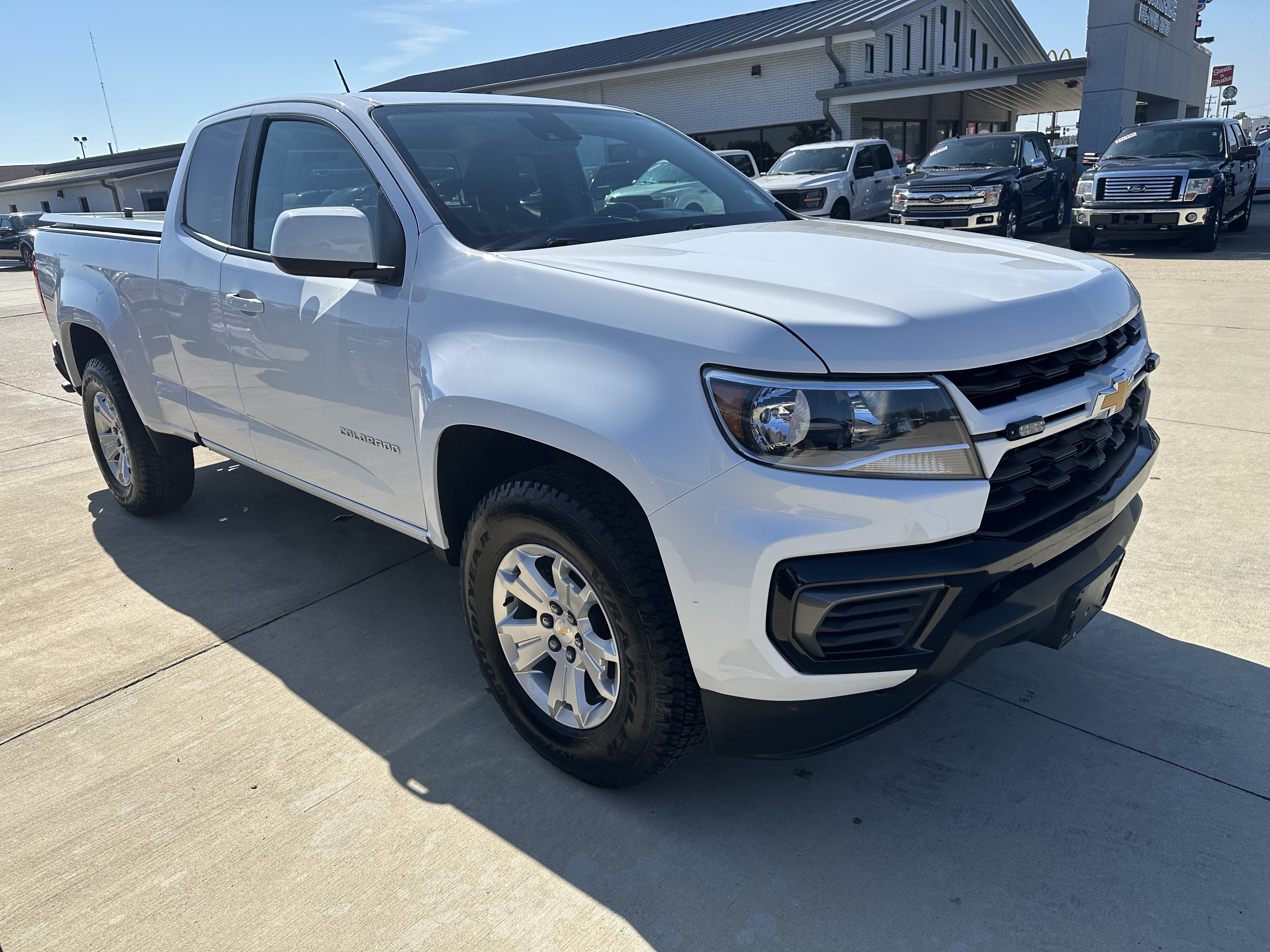 Used 2021 Chevrolet Colorado LT w/ Fleet Safety Package RWD image 14