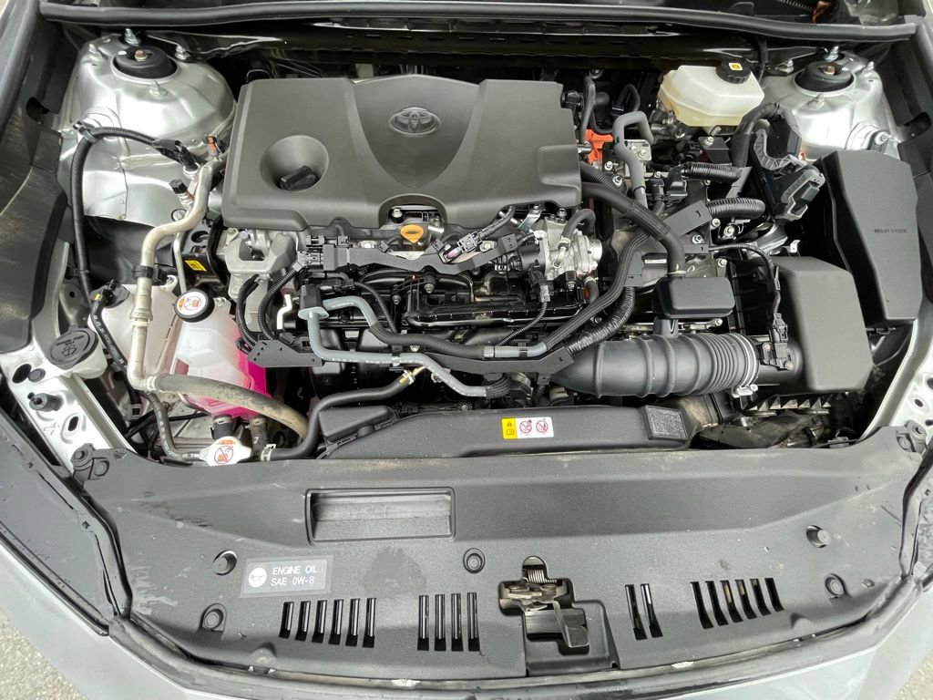 Used 2025 Toyota Camry SE image 32