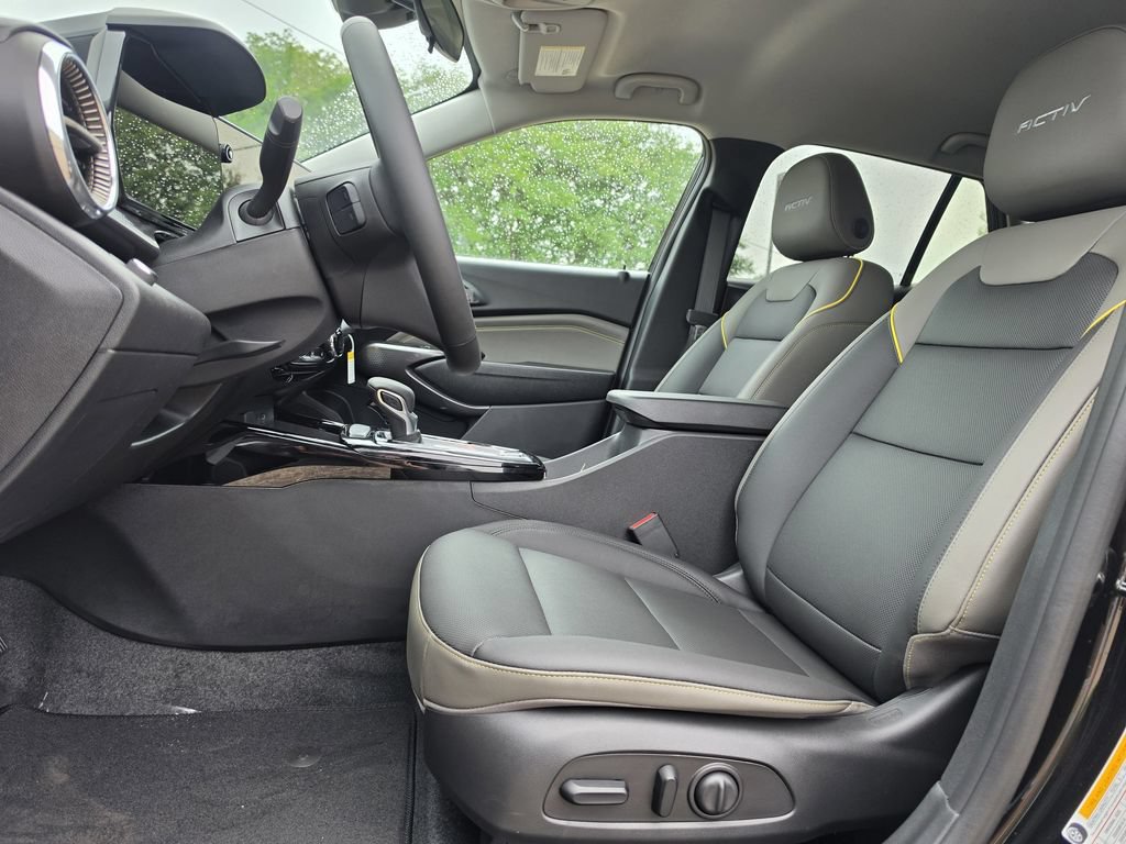 New 2026 Chevrolet Trax ACTIV w/ Driver Confidence Package FWD image 16