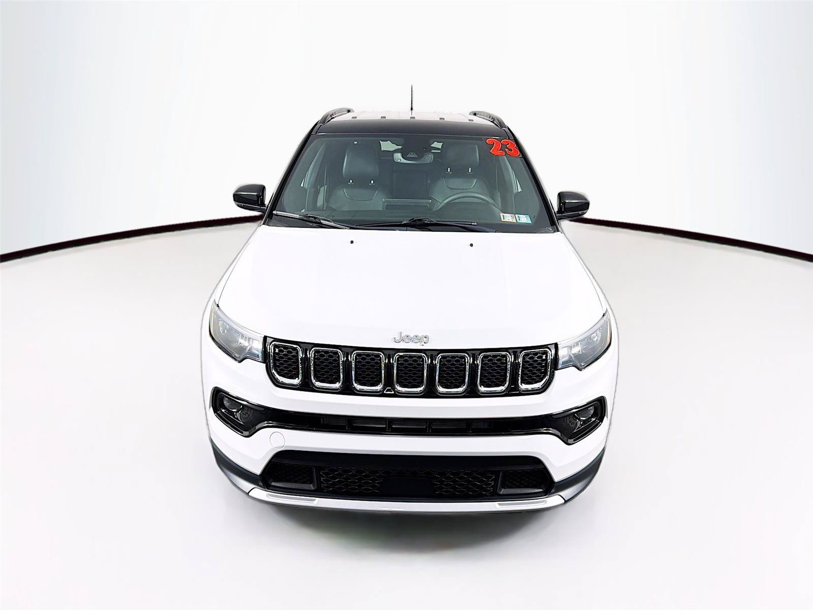 Used 2023 Jeep Compass Limited w/ Elite Group AWD/4WD image 13