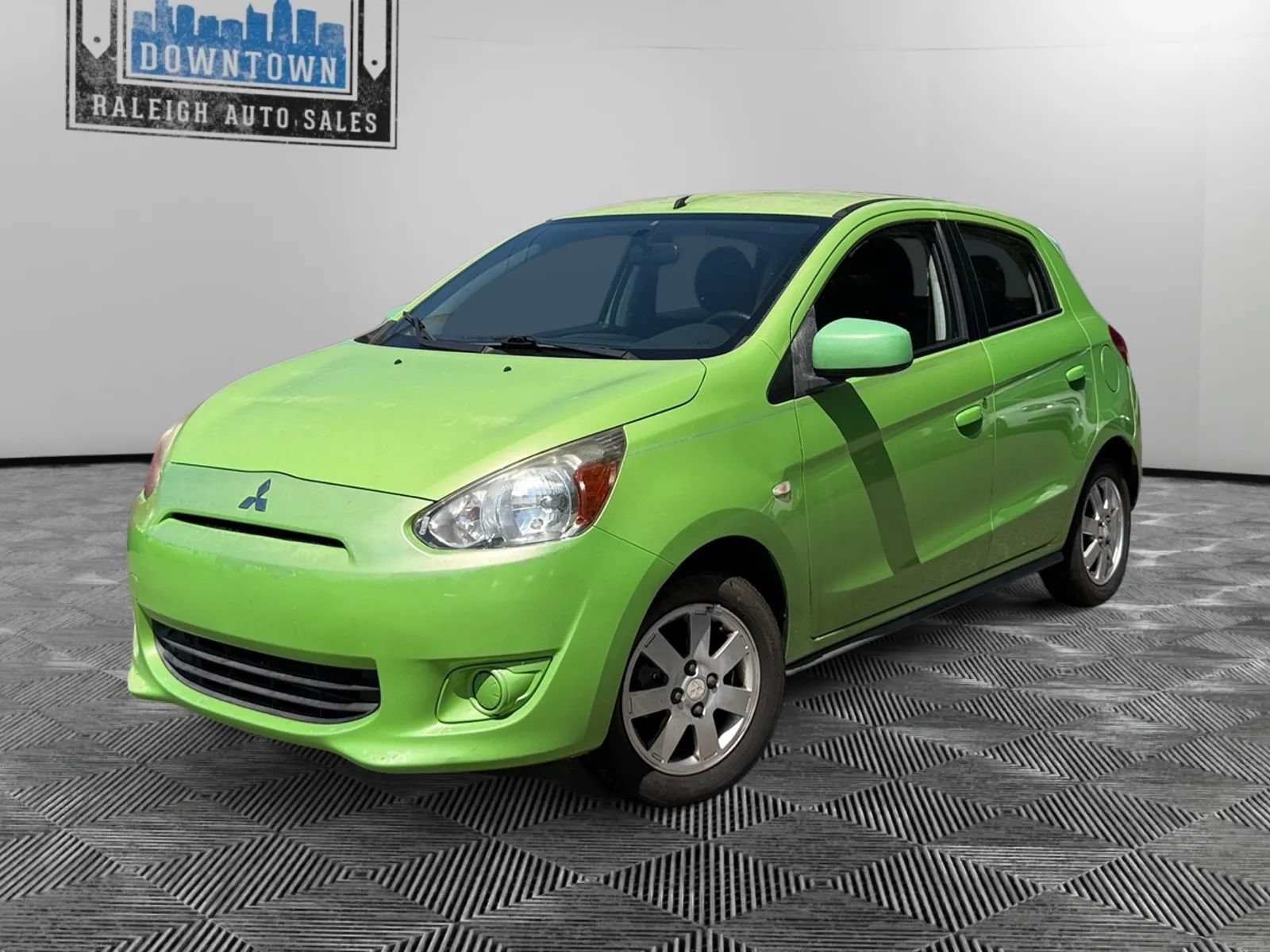 Used 2014 Mitsubishi Mirage DE FWD image 2