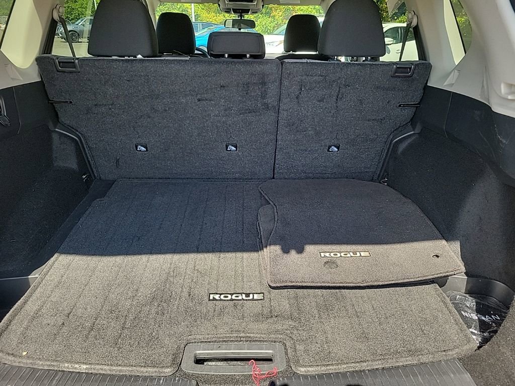 Certified 2022 Nissan Rogue SV image 20