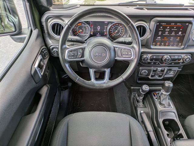Certified 2022 Jeep Gladiator Overland w/ LED Lighting Group AWD/4WD image 12