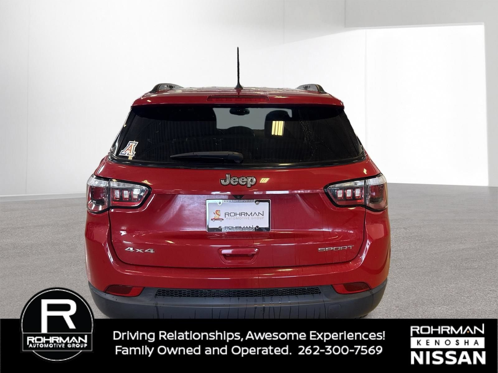 Used 2018 Jeep Compass Sport AWD/4WD image 5