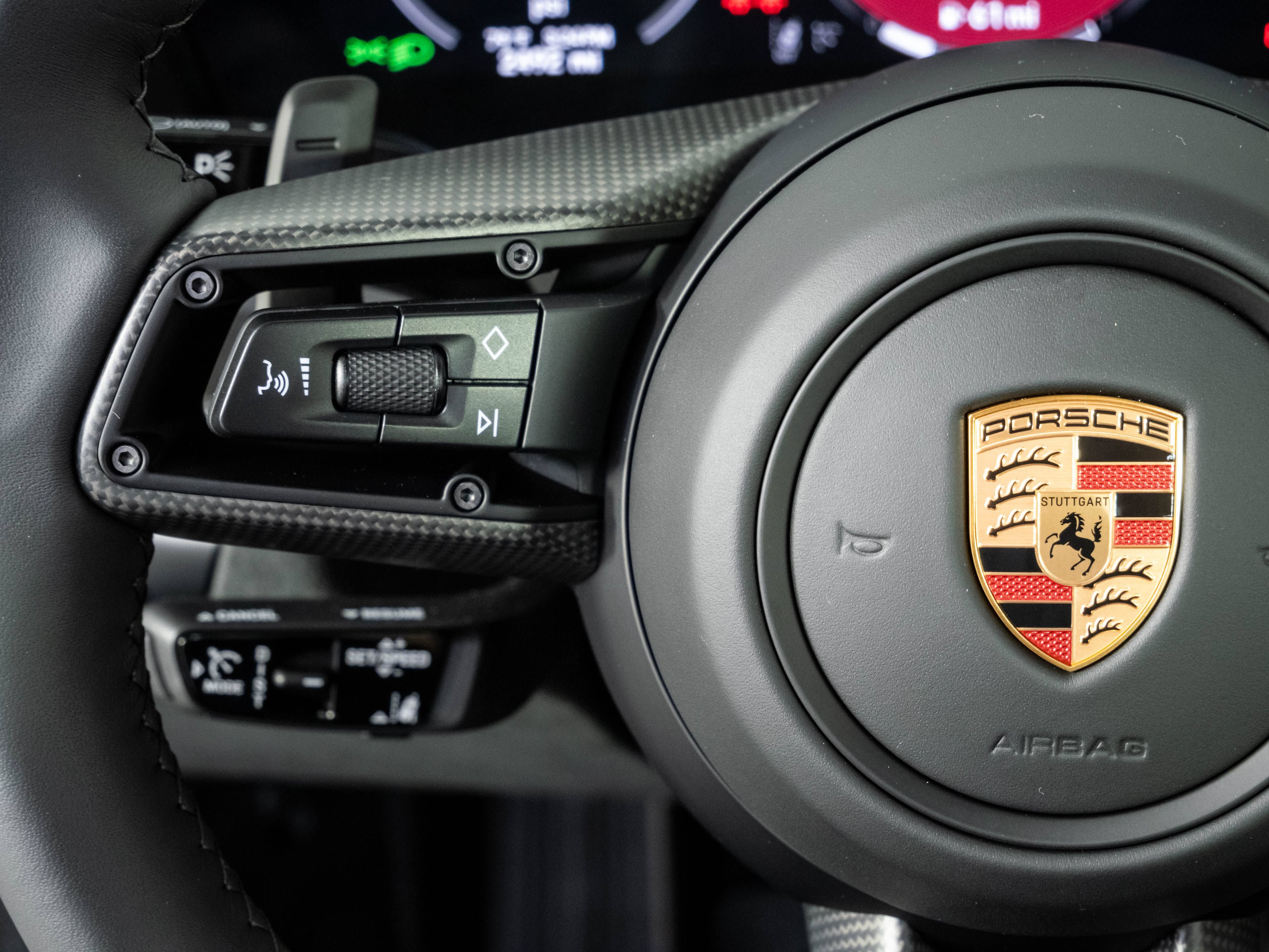 Certified 2025 Porsche 911 Carrera GTS RWD image 10