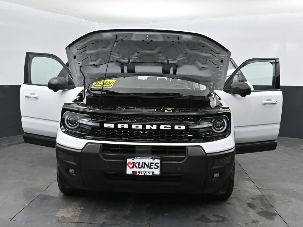 Used 2025 Ford Bronco Sport Outer Banks w/ Outer Banks Tech Package+ AWD/4WD image 62