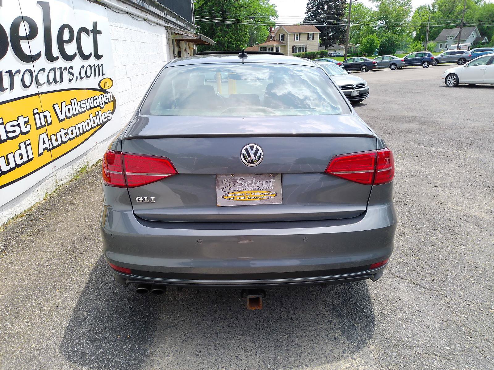 Used 2017 Volkswagen Jetta GLI FWD image 7