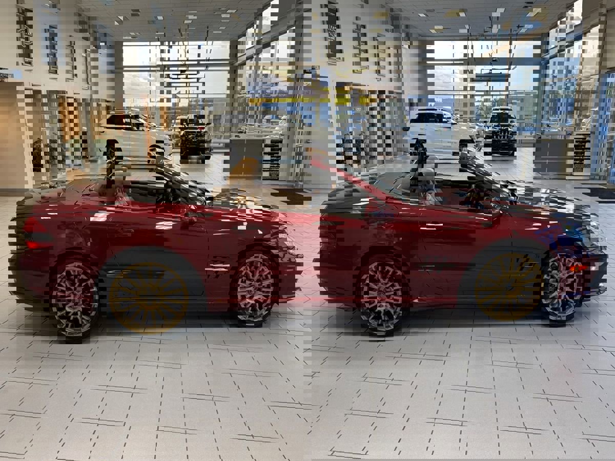 Used 2011 Mercedes-Benz SL 550 image 43