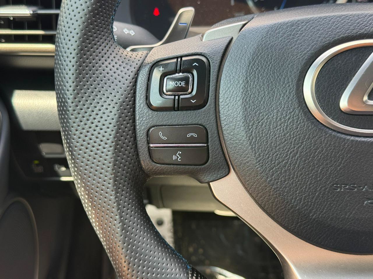 Used 2015 Lexus RC F w/ Premium Package RWD image 23
