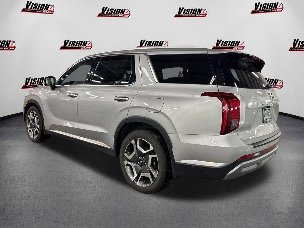Used 2024 Hyundai Palisade Limited image 7