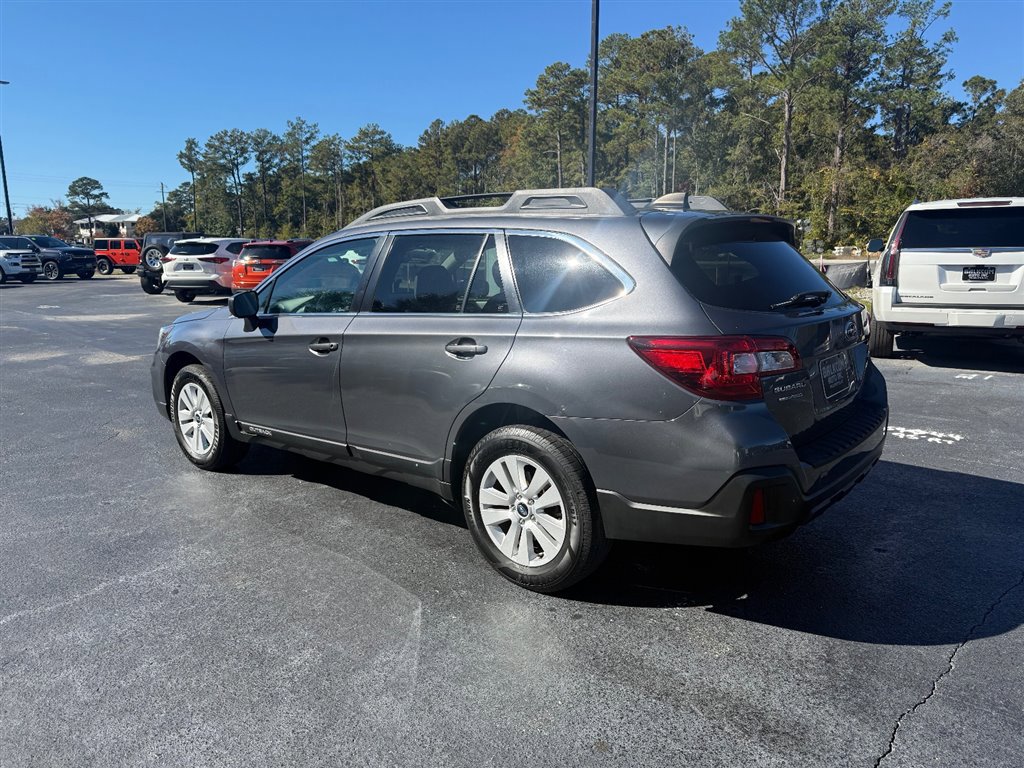 Used 2018 Subaru Outback 2.5i Premium image 23