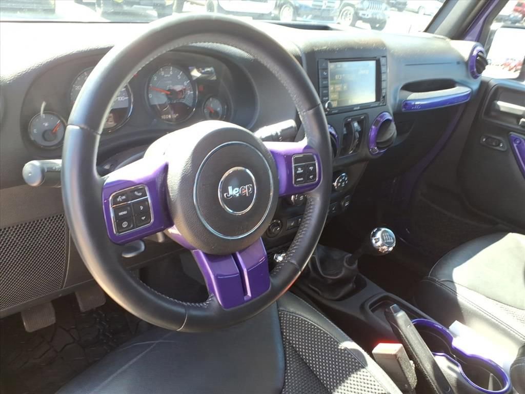 Used 2016 Jeep Wrangler Unlimited Sahara image 14