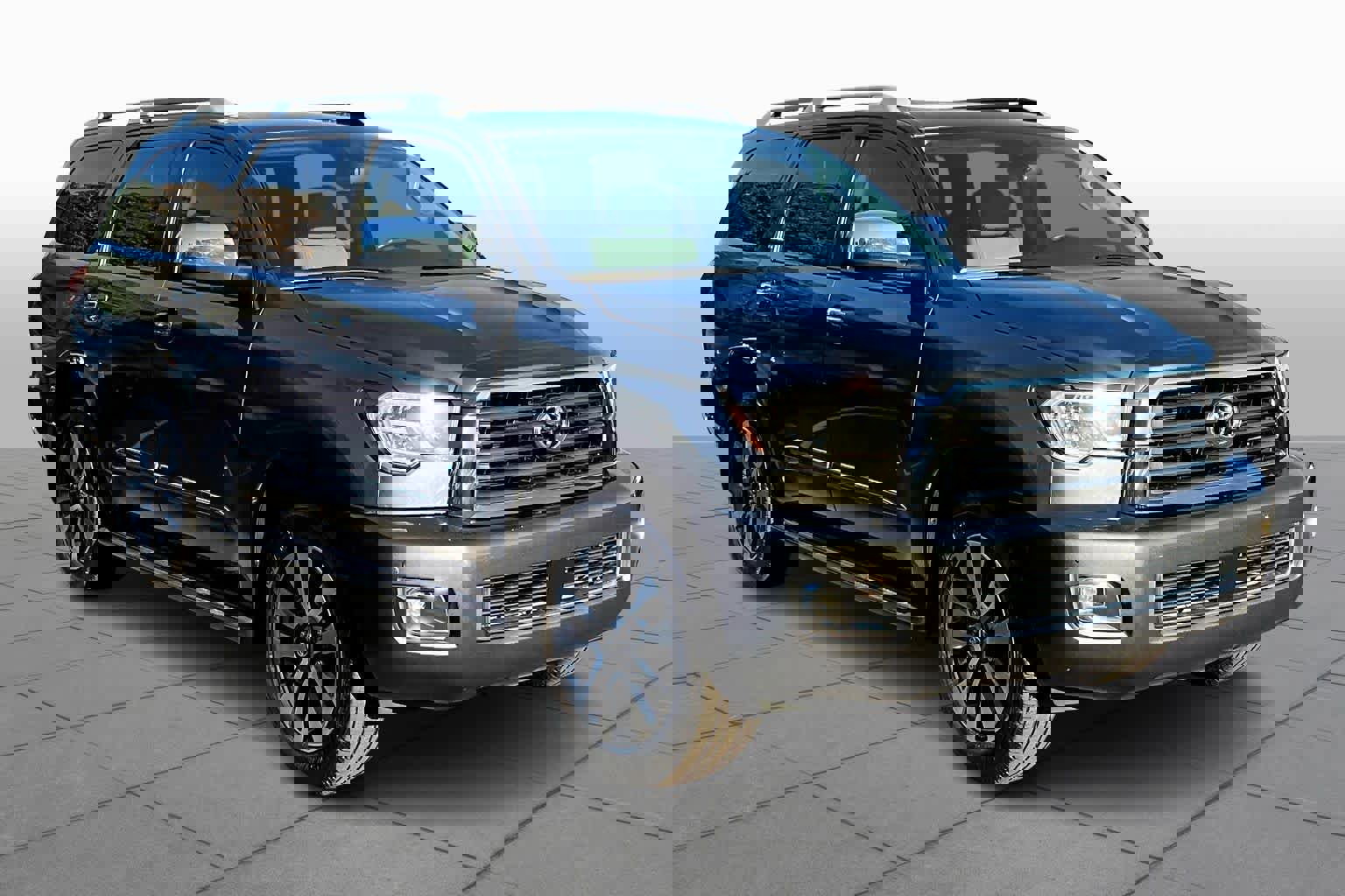 Used 2021 Toyota Sequoia Limited image 2