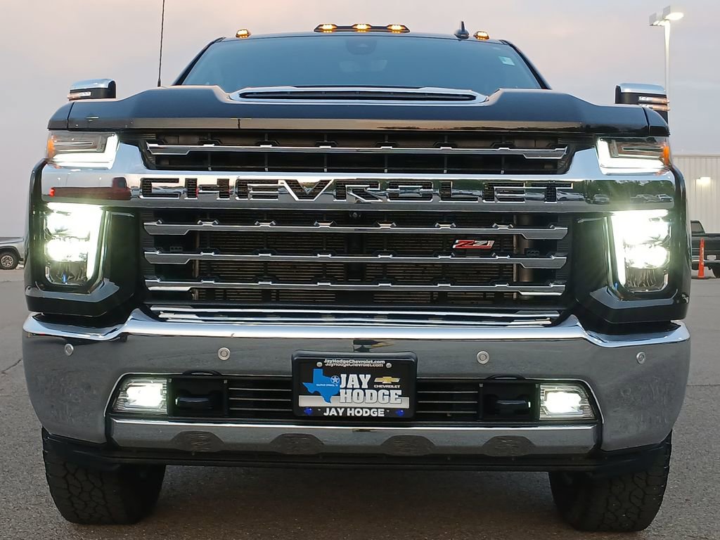 Used 2022 Chevrolet Silverado 3500 LTZ w/ LTZ Premium Package image 32