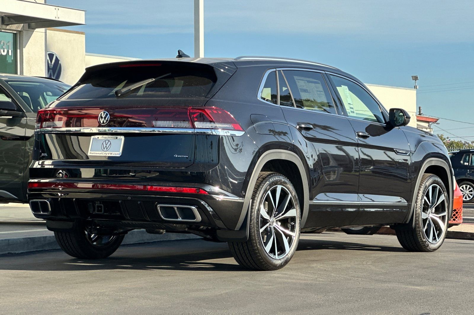 New 2026 Volkswagen Atlas Cross Sport SEL Premium R-Line image 5