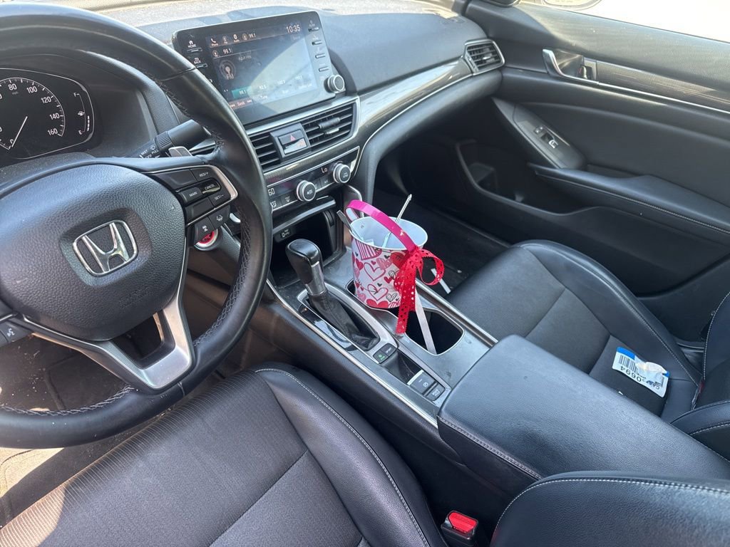 Used 2018 Honda Accord Sport image 15