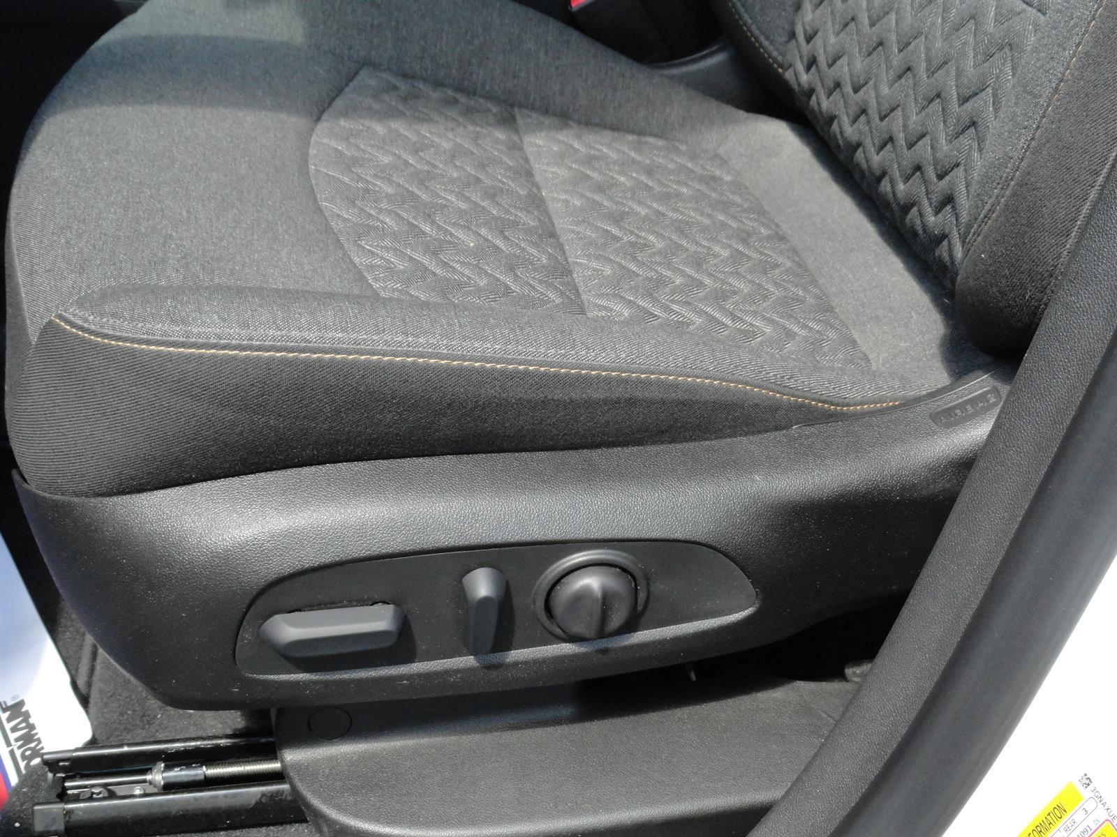 Used 2022 Chevrolet Equinox LT AWD/4WD image 15