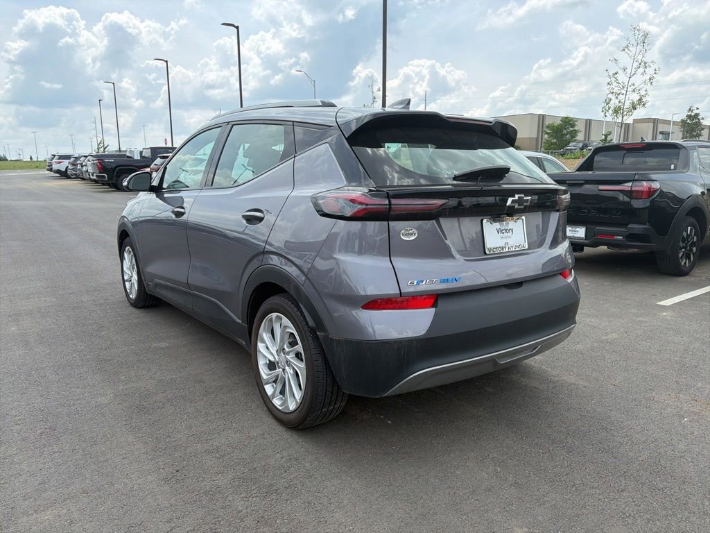 Used 2023 Chevrolet Bolt EUV LT FWD image 7
