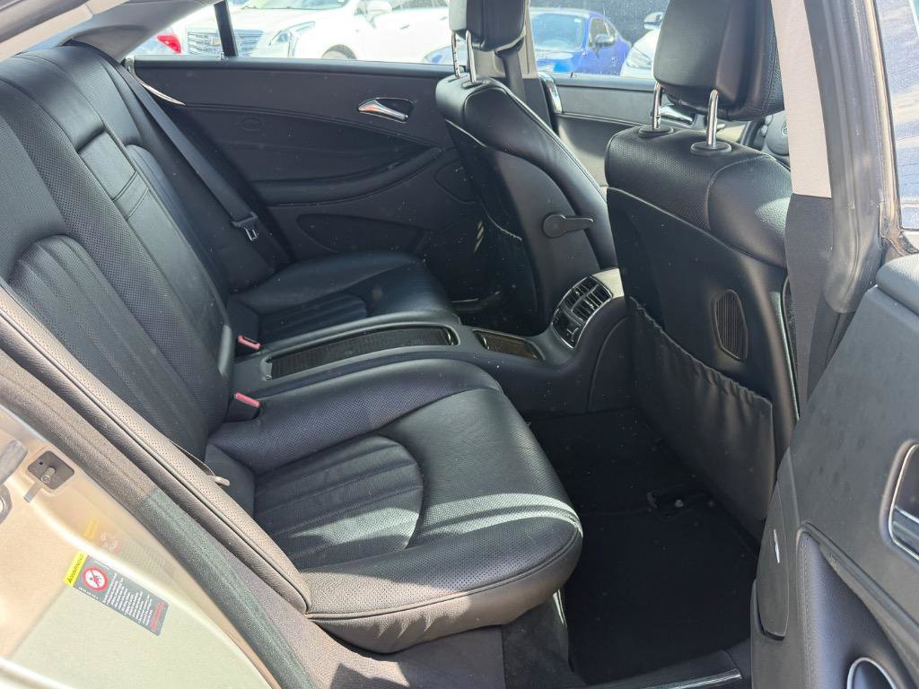 Used 2007 Mercedes-Benz CLS 550 image 14