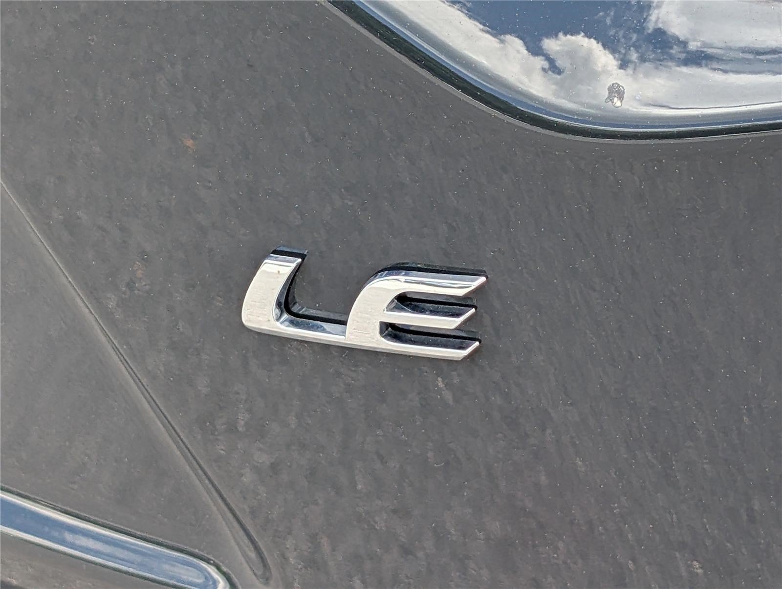 Used 2023 Toyota Corolla LE FWD image 9